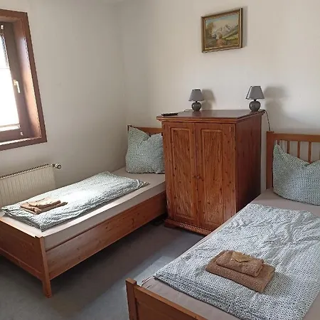 Frühstückspension Gaststätte Goldenes Ross 3*